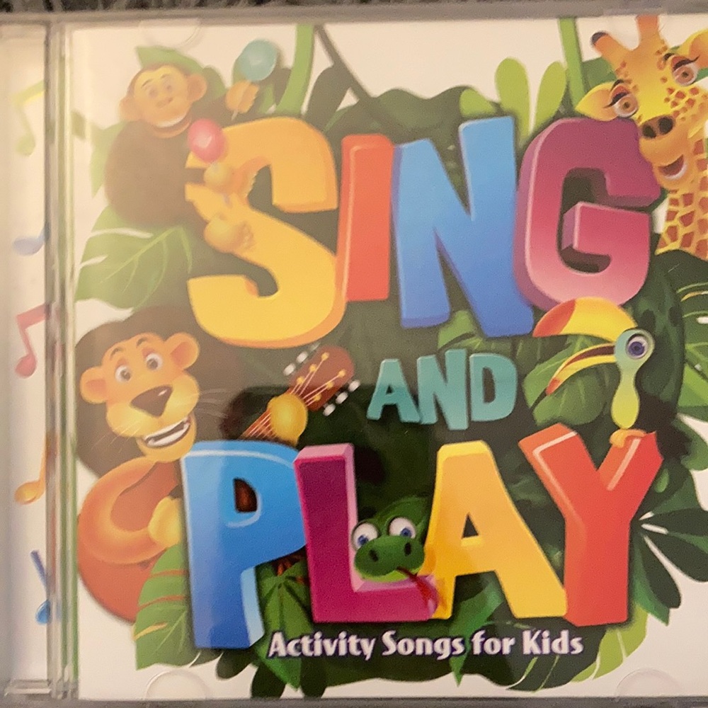 Gently used Sing and Play Kid’s CD